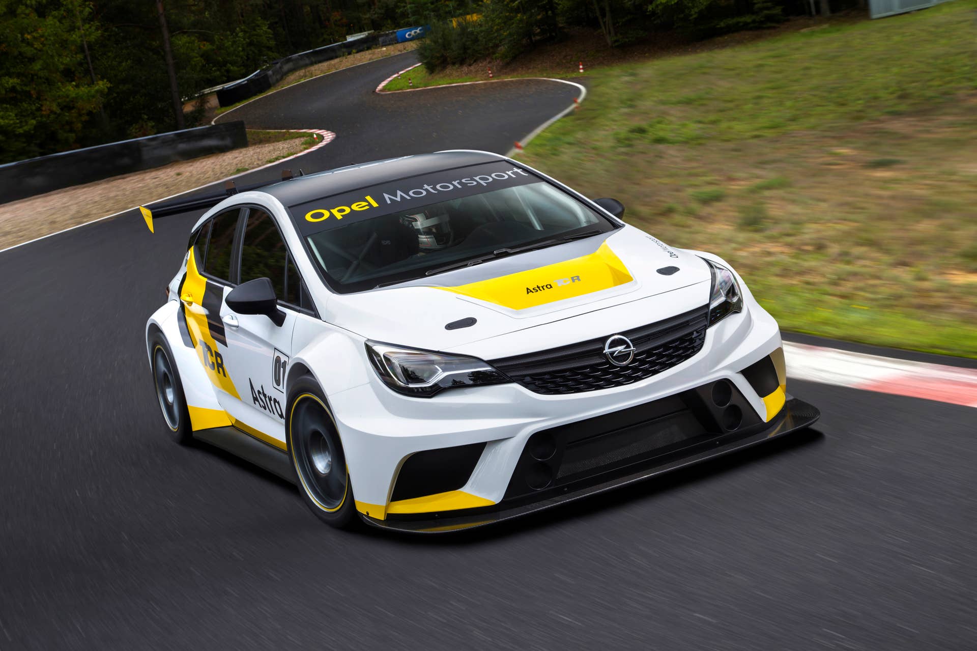 Opel Astra TCR track
