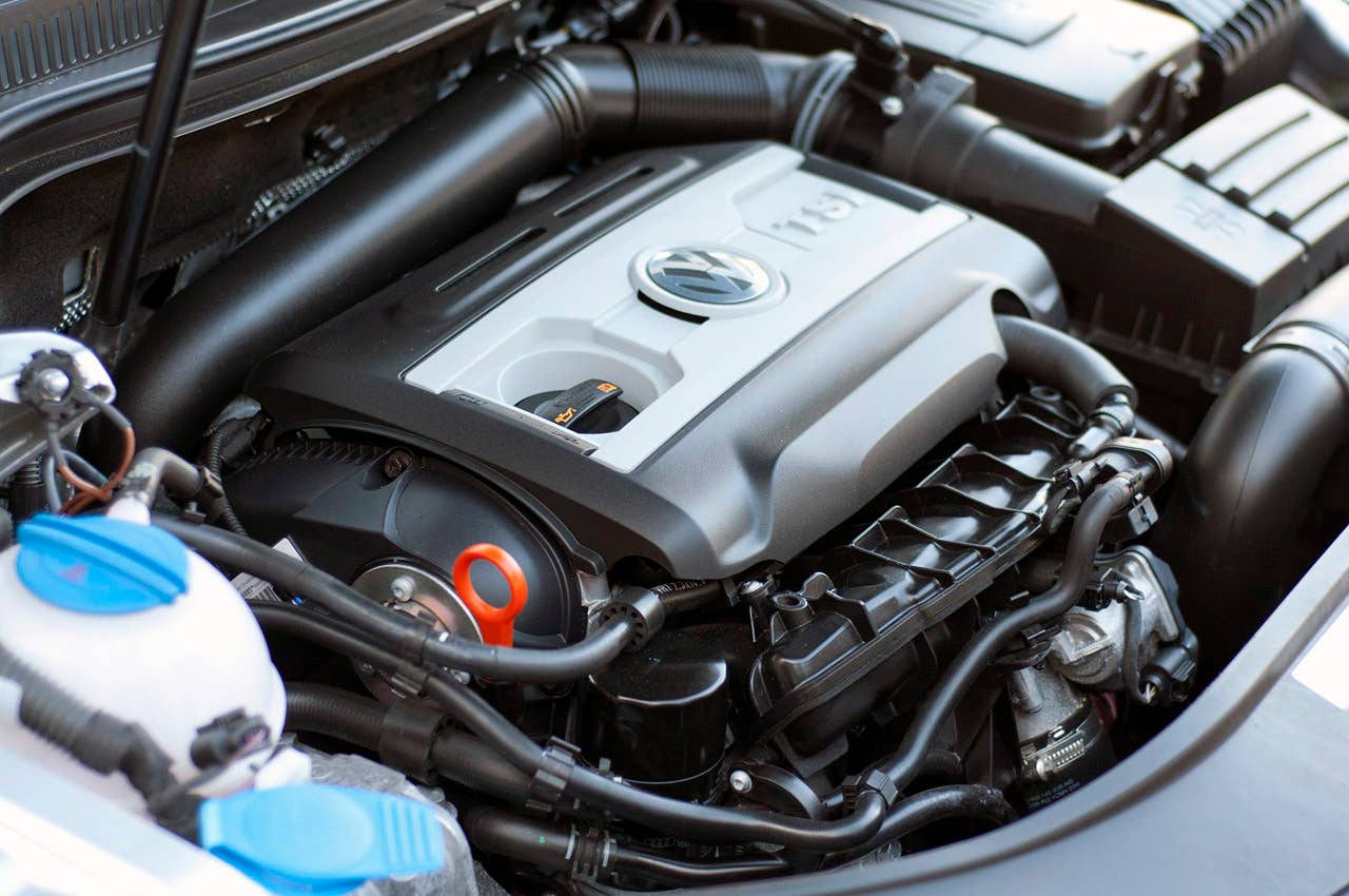 2013 Volkswagen CC engine
