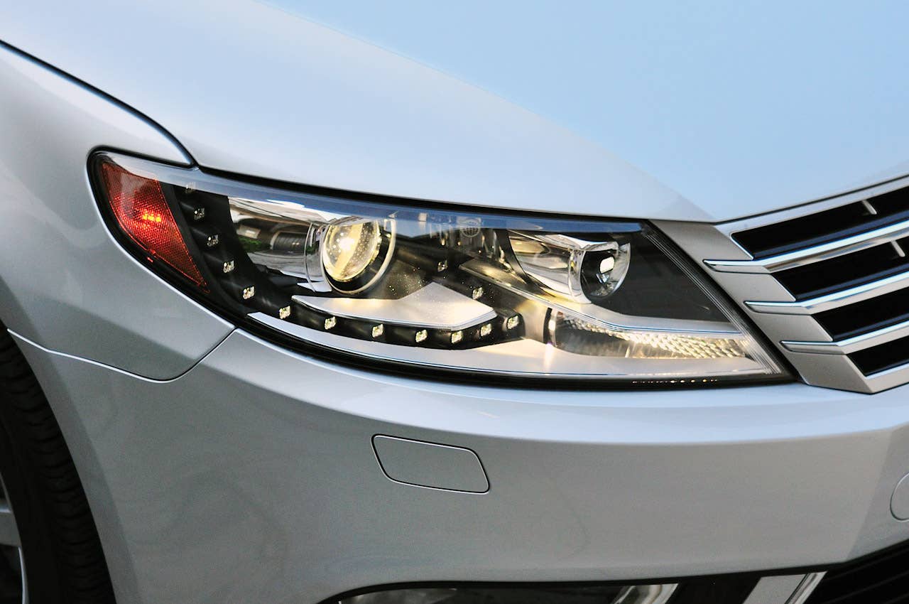 2013 Volkswagen CC headlight