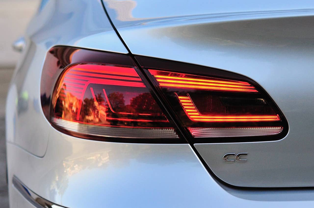 2013 Volkswagen CC taillight
