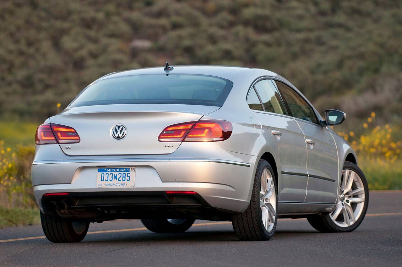 2013 Volkswagen CC rear 3/4 view