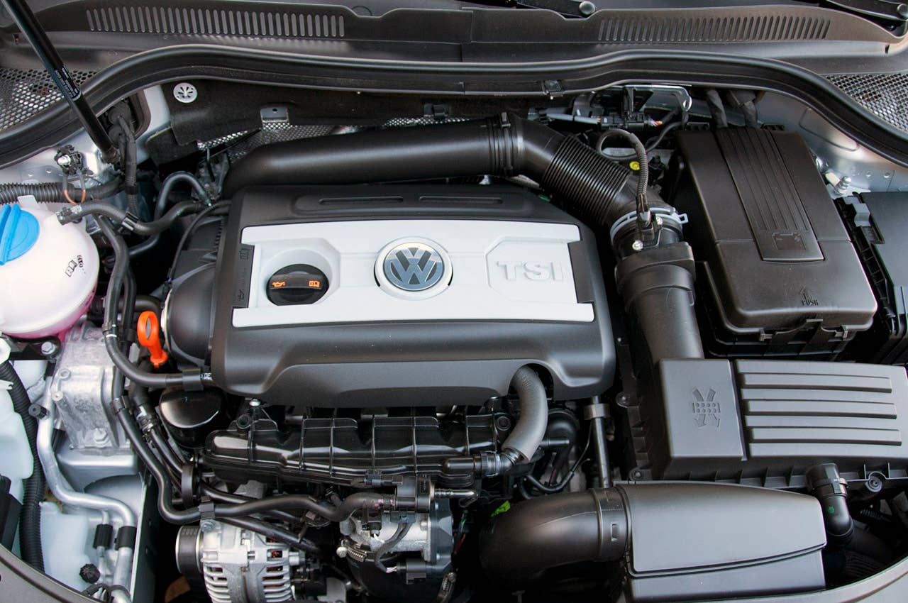 2013 Volkswagen CC engine