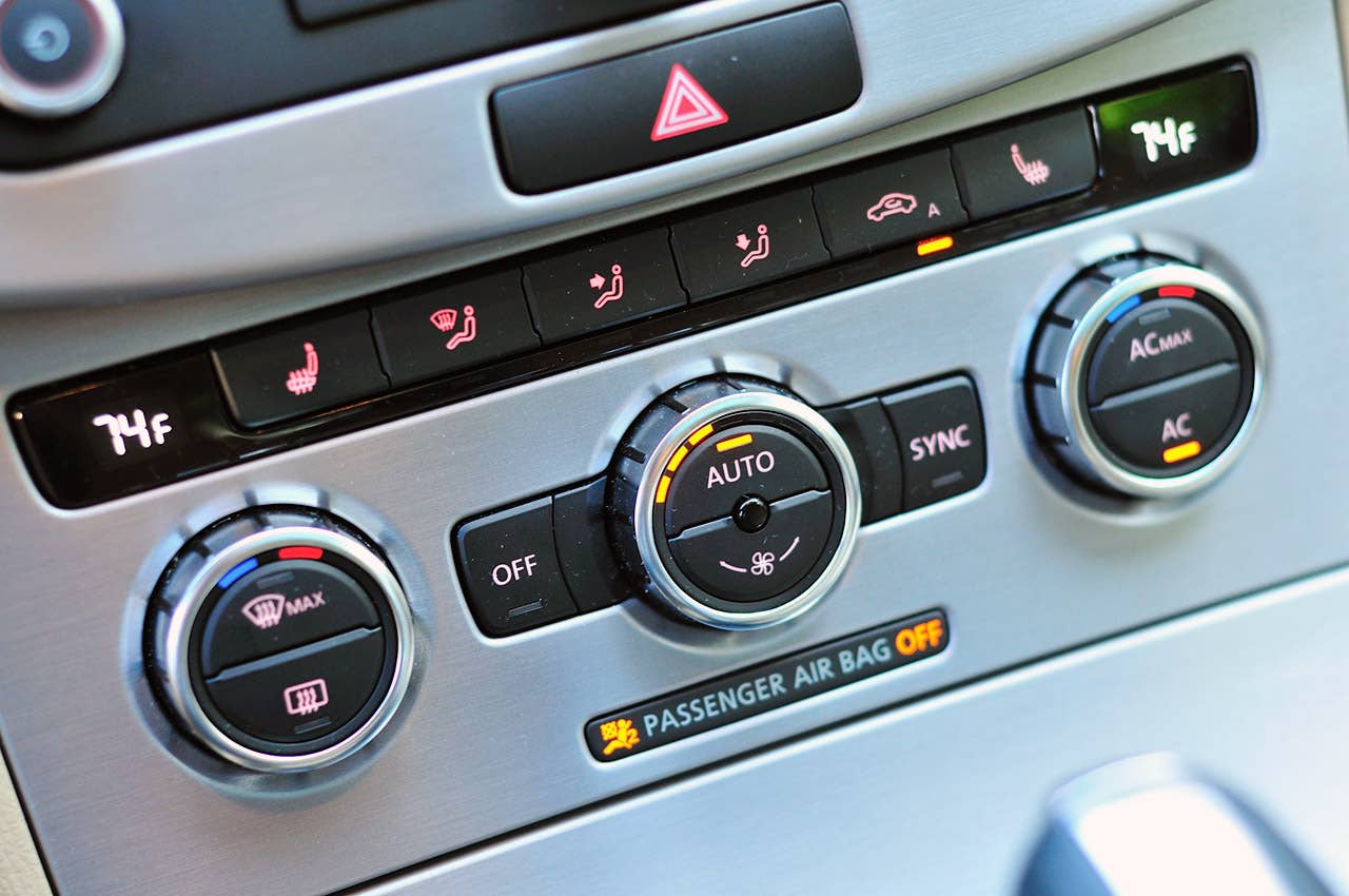 2013 Volkswagen CC climate  controls