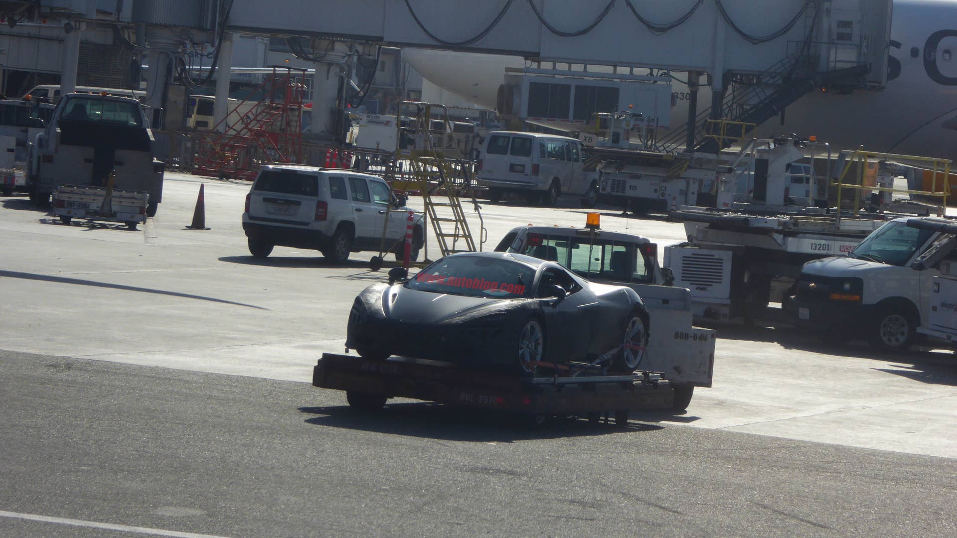 2018 McLaren P14 Spy Shot Front Exterior