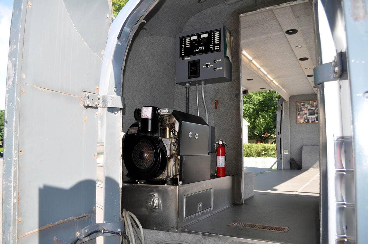 GM Futureliner door control