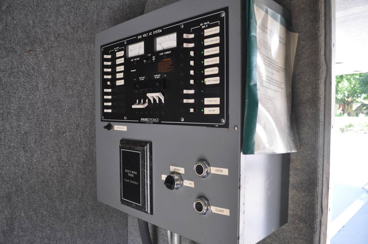 GM Futureliner door control