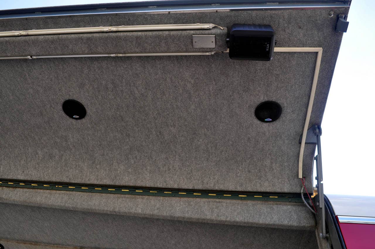 GM Futureliner door detail