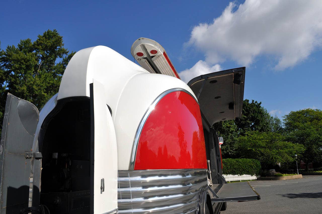 GM Futureliner doors open
