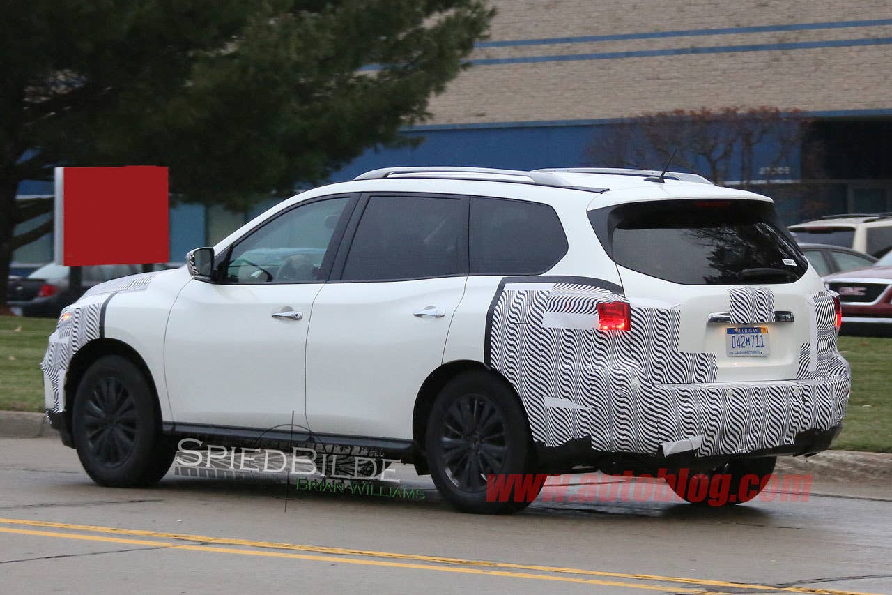 white 2017 nissan pathfinder spy shot back
