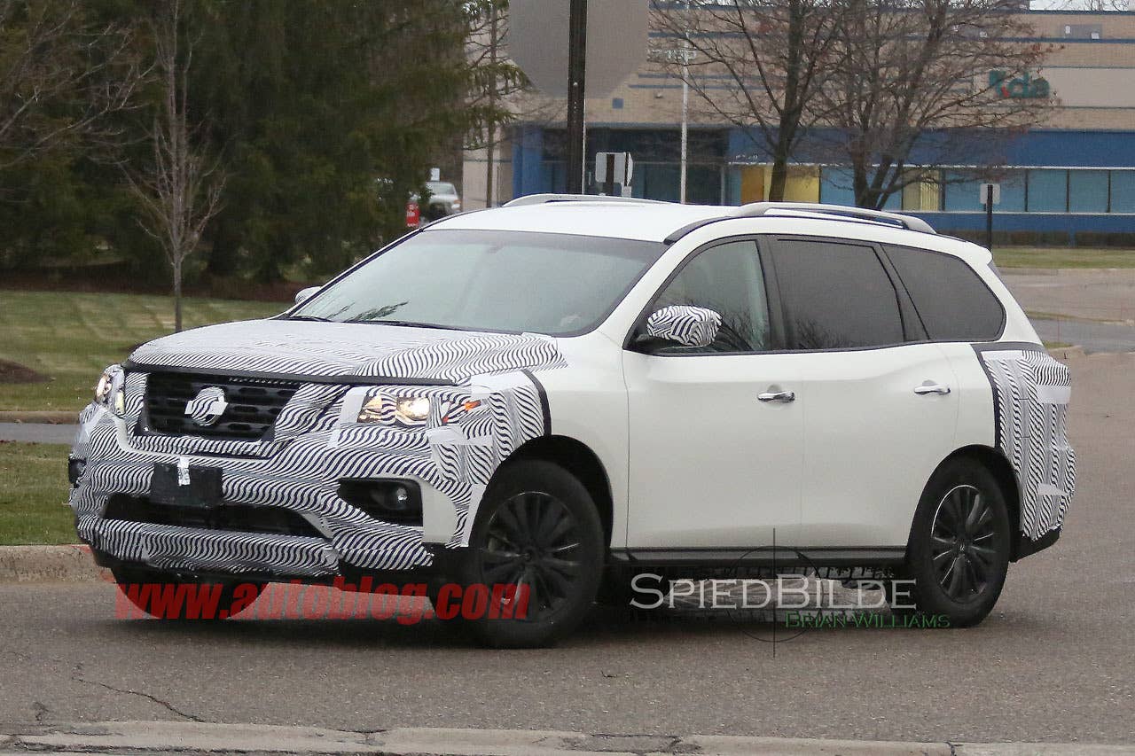 white 2017 nissan pathfinder spy shot