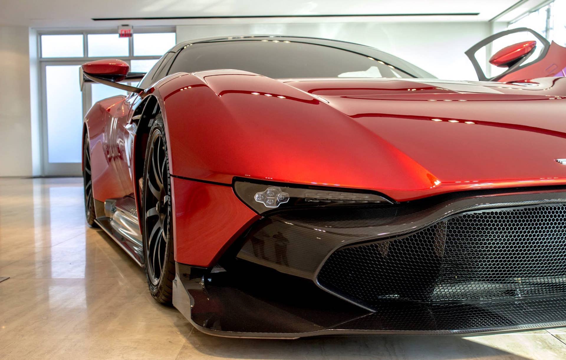 Aston Martin Vulcan front detail