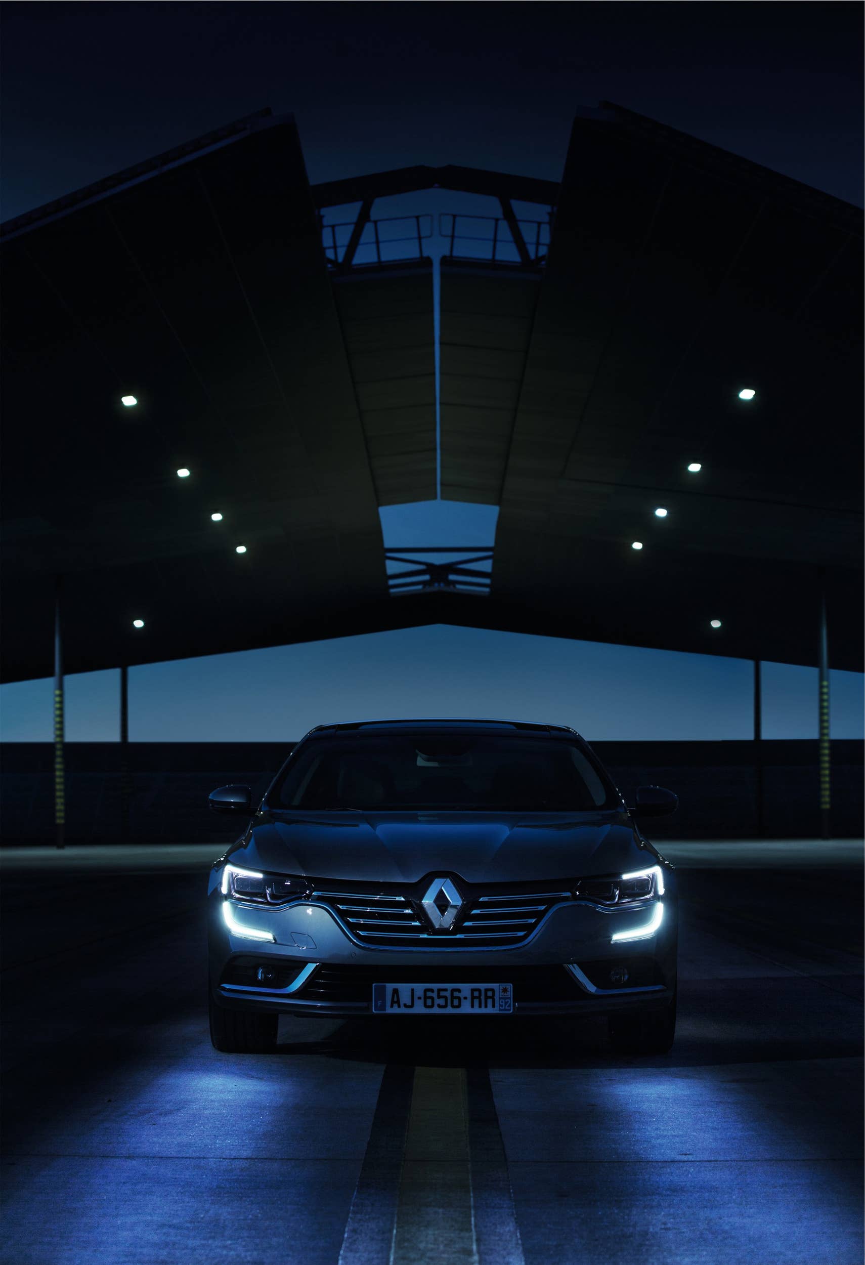 renault talisman headlights hangar