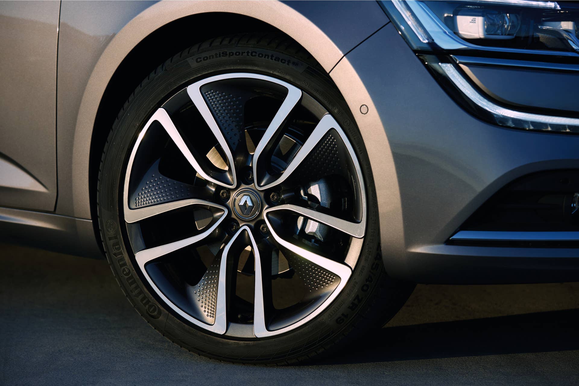 wheel renault talisman tire continental