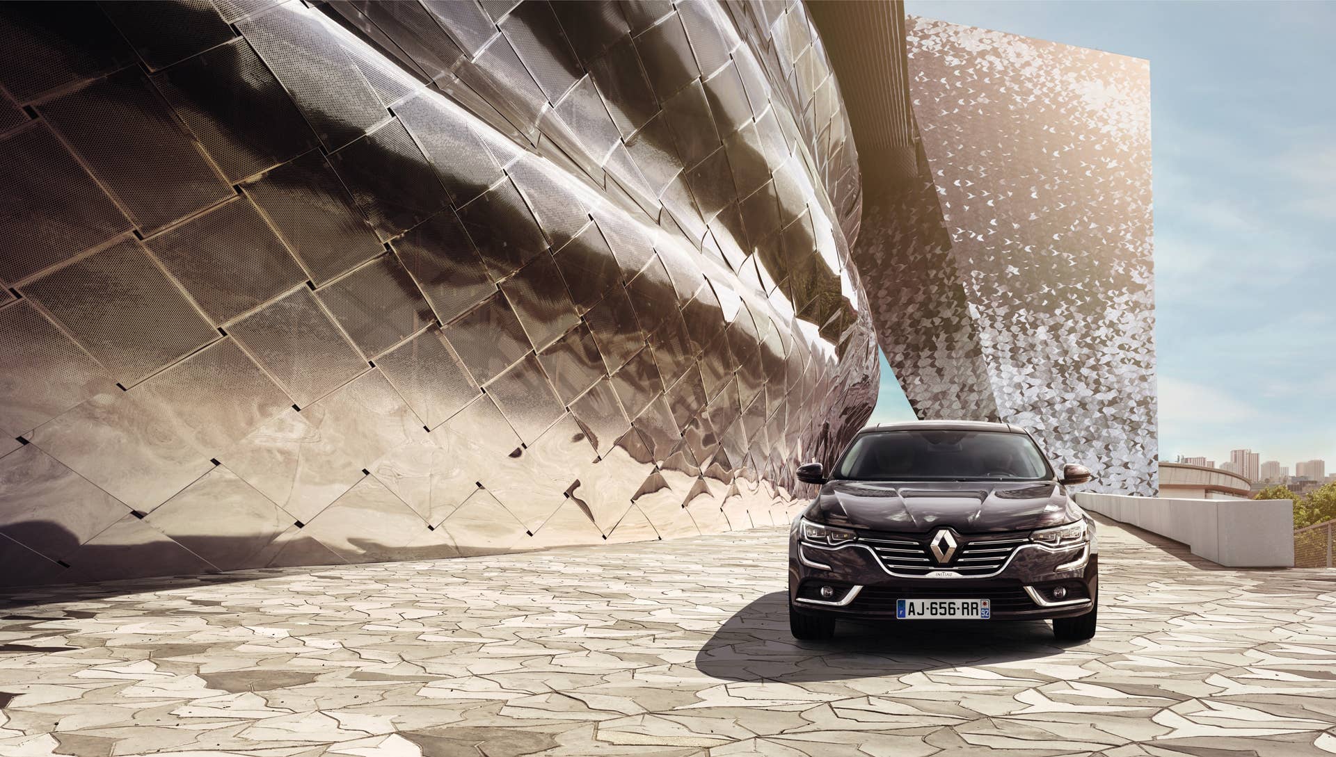 renault nissan talisman maxima sedan