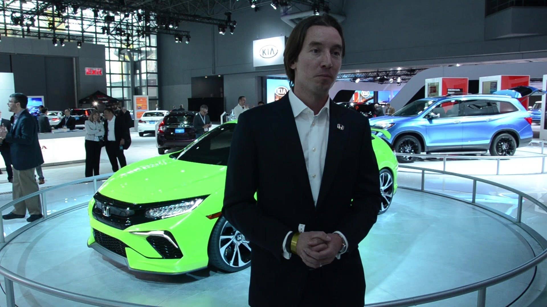 Autoblog talks design with Guy Melville-Brown, exterior design lead of the Honda Civic concept debuted at the 2015 New York Auto Show.
