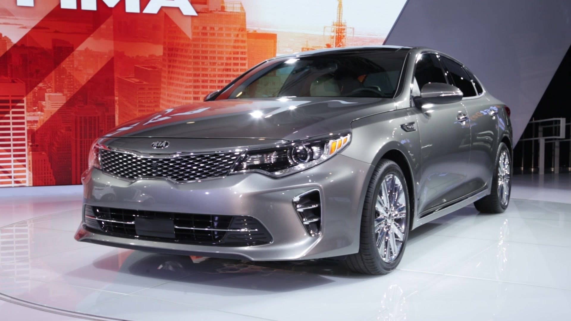 The 2016 Kia Optima unveiled at the 2015 New York International Auto Show.