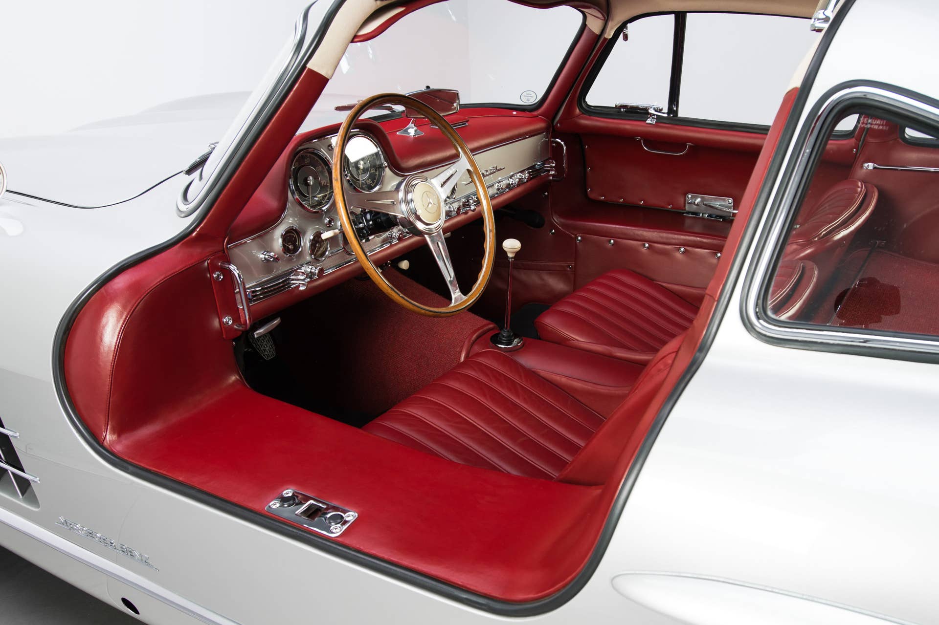 1954 mercedes 300sl interior