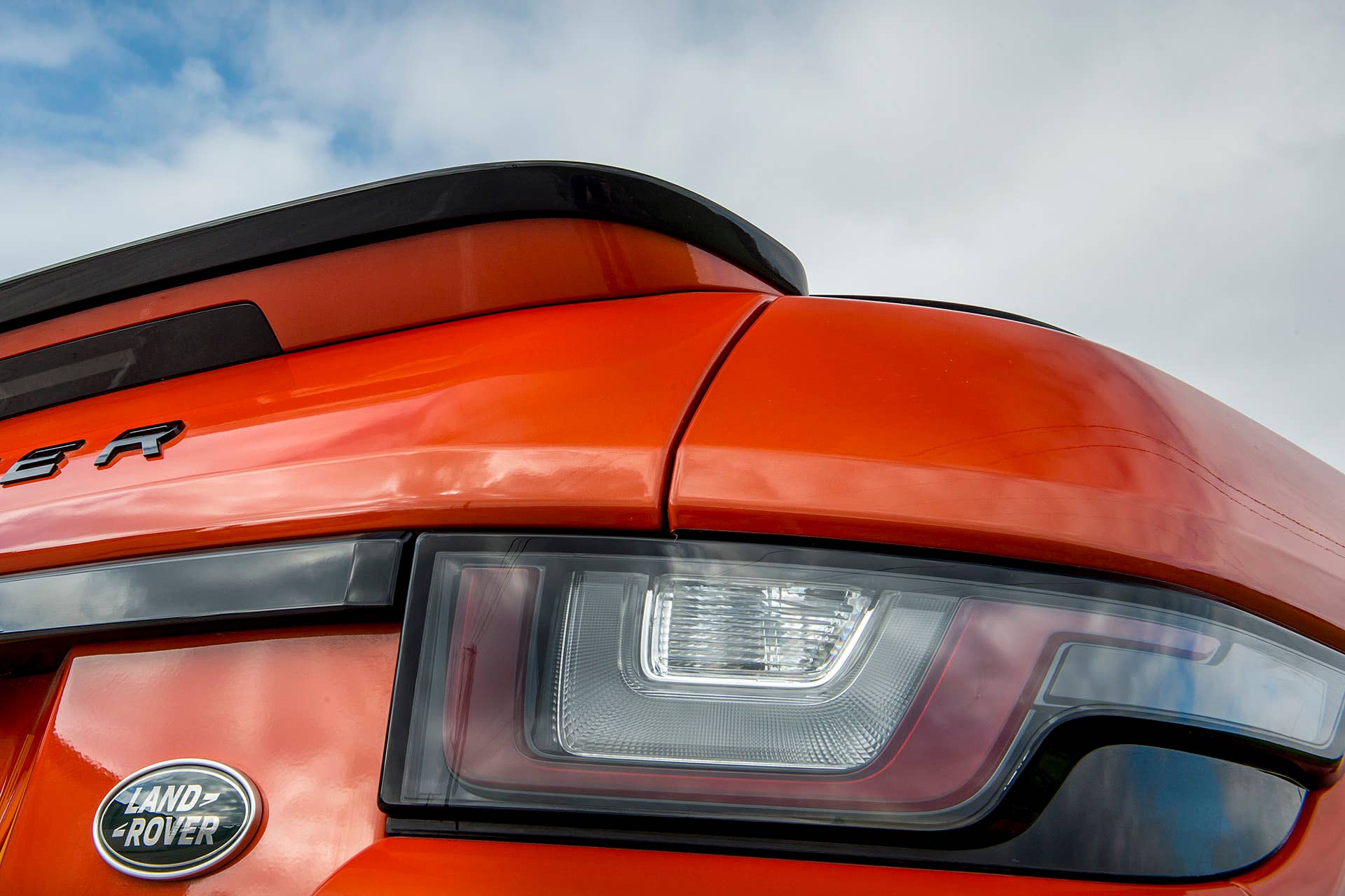 2017 Land Rover Range Rover Evoque Convertible taillight