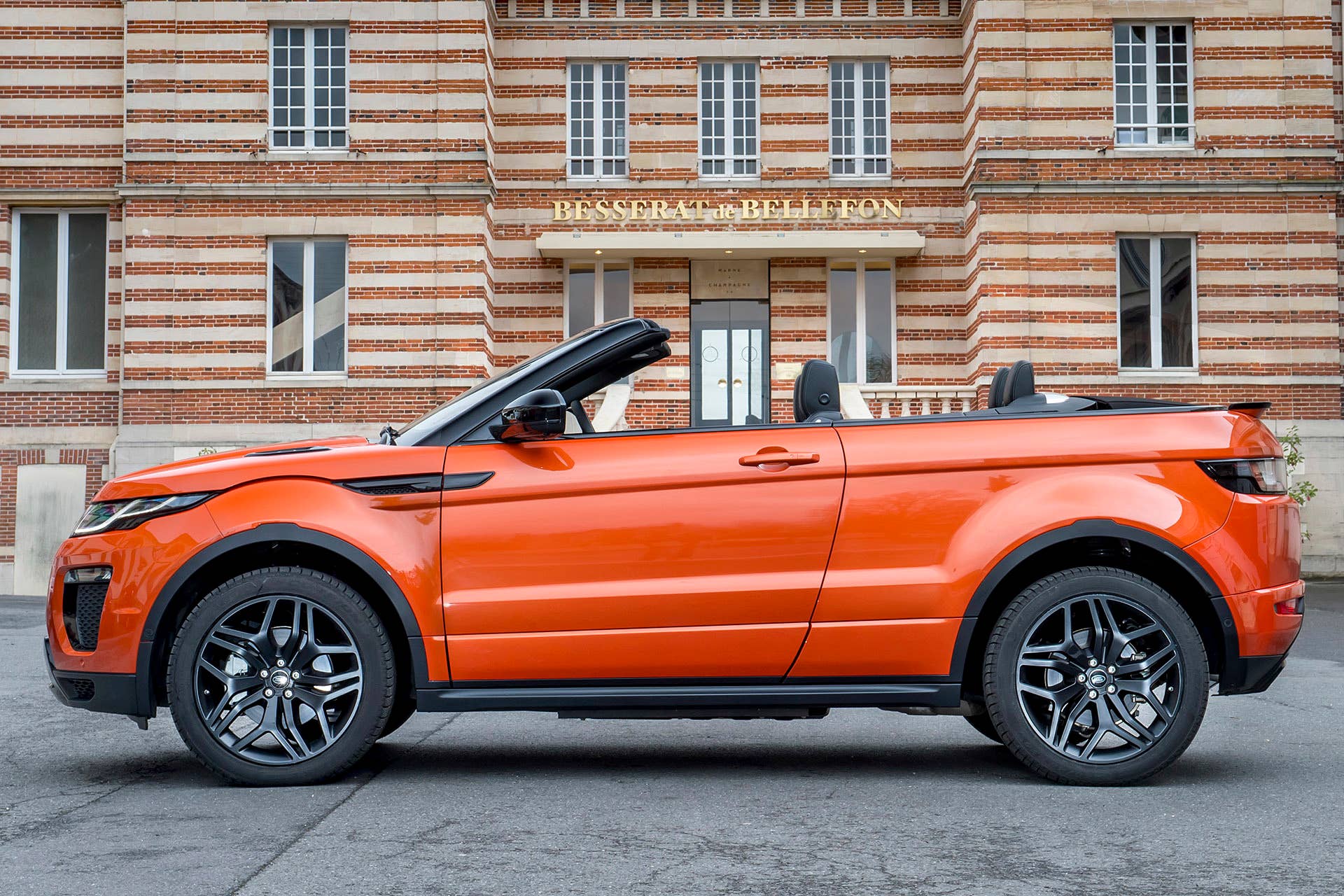 2017 Land Rover Range Rover Evoque Convertible side view