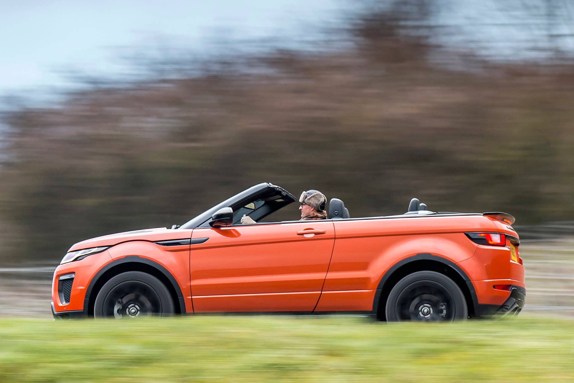 2017 Land Rover Range Rover Evoque Convertible driving