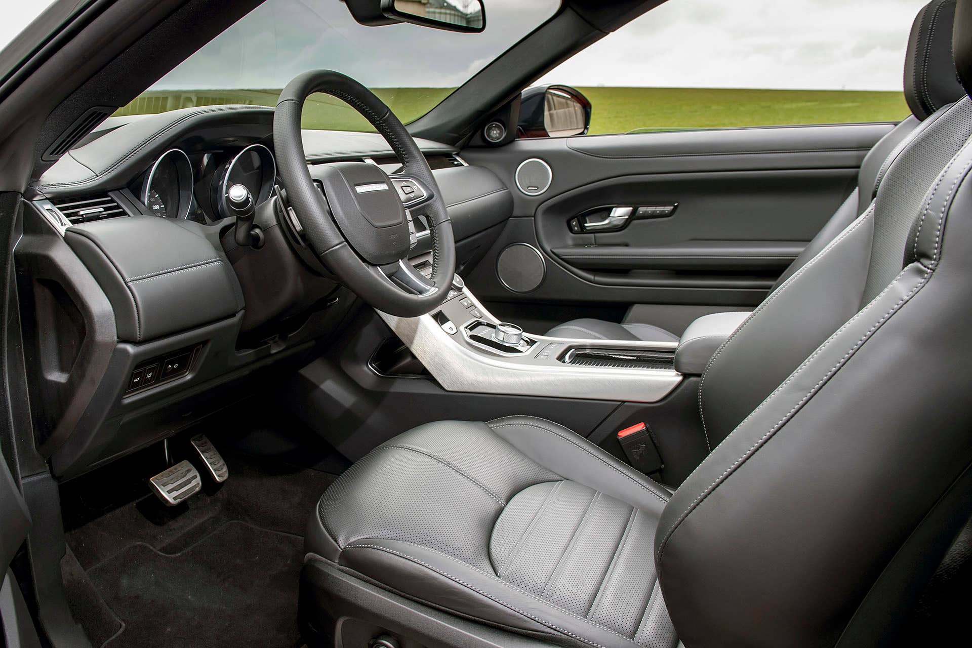 2017 Land Rover Range Rover Evoque Convertible interior