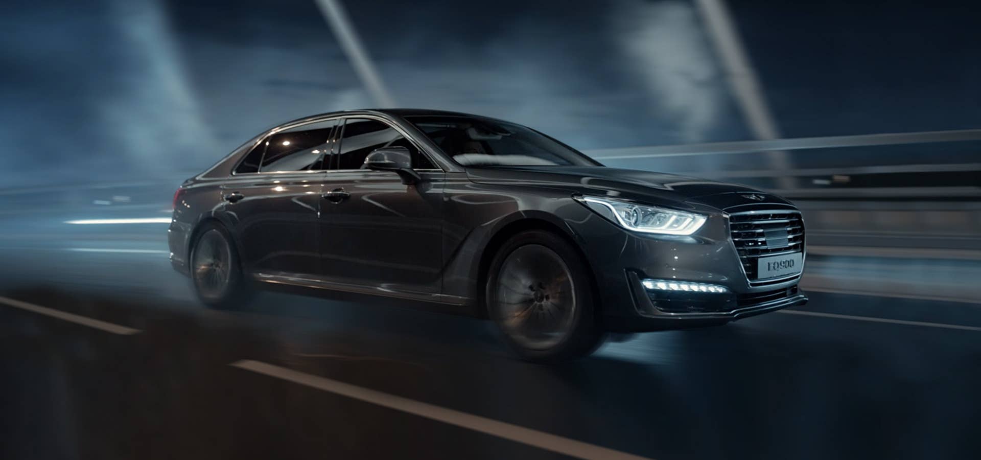 2017 Genesis G90 moving front 3/4
