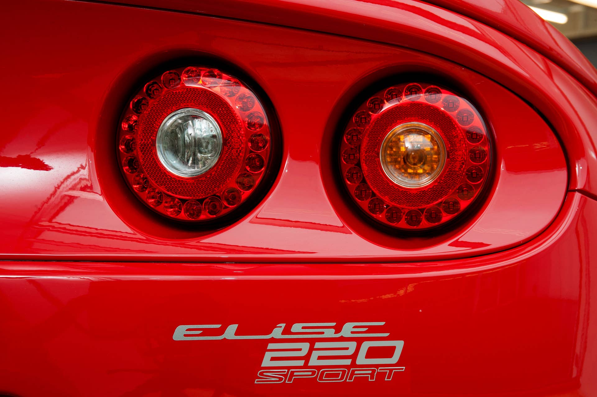 Lotus Elise Sport 220 rear detail