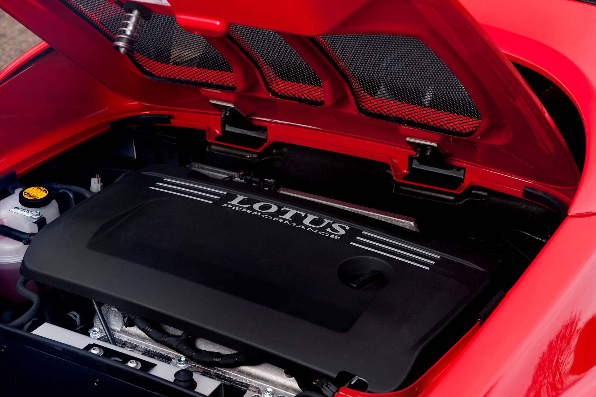 Lotus Elise Sport 220 engine