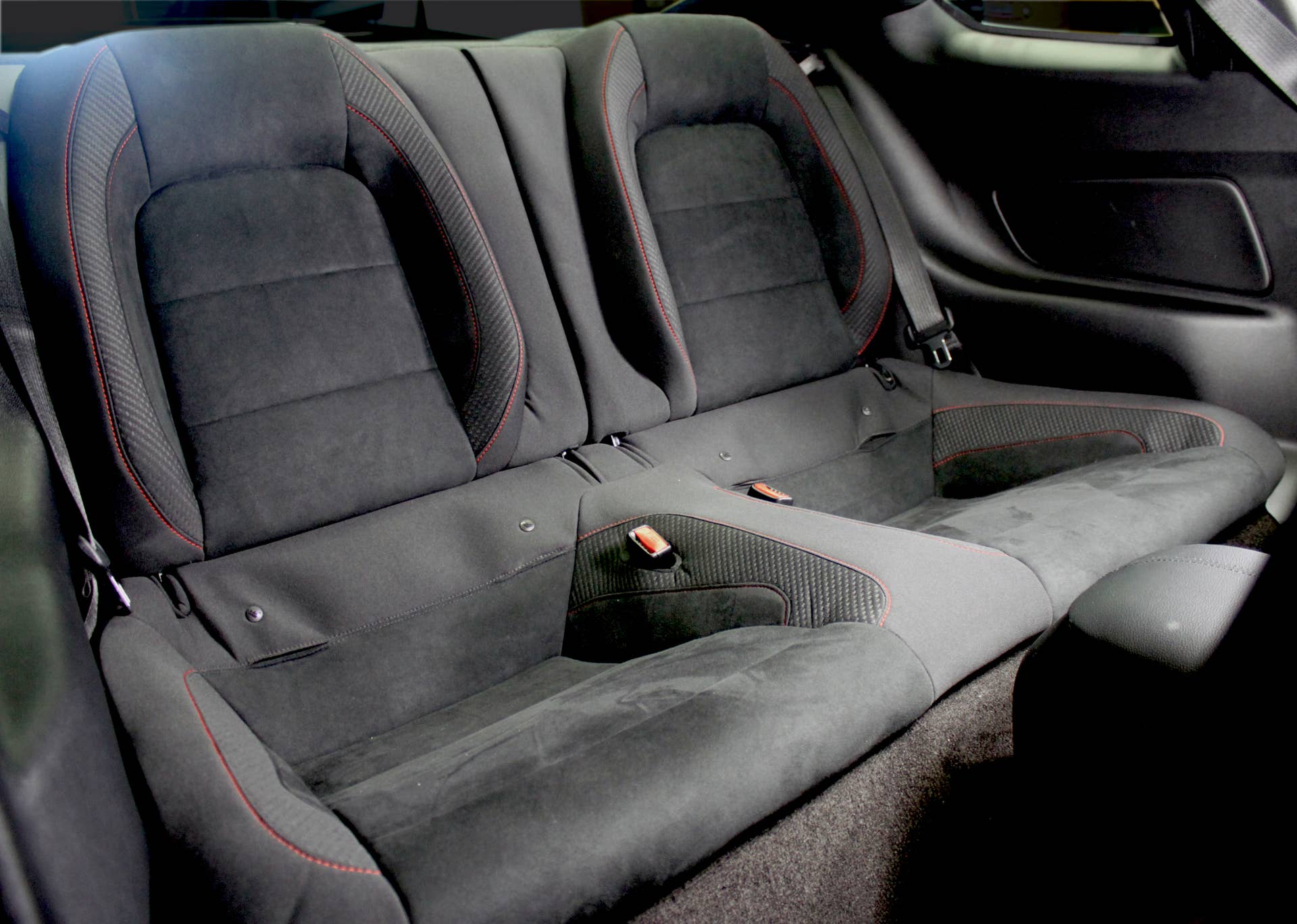 Fun in the back seat has never been this exciting as Ford Performance debuts a new Ford-designed and engineered back seat kit that turns the Shelby® GT350R Mustang into a four-seater.
