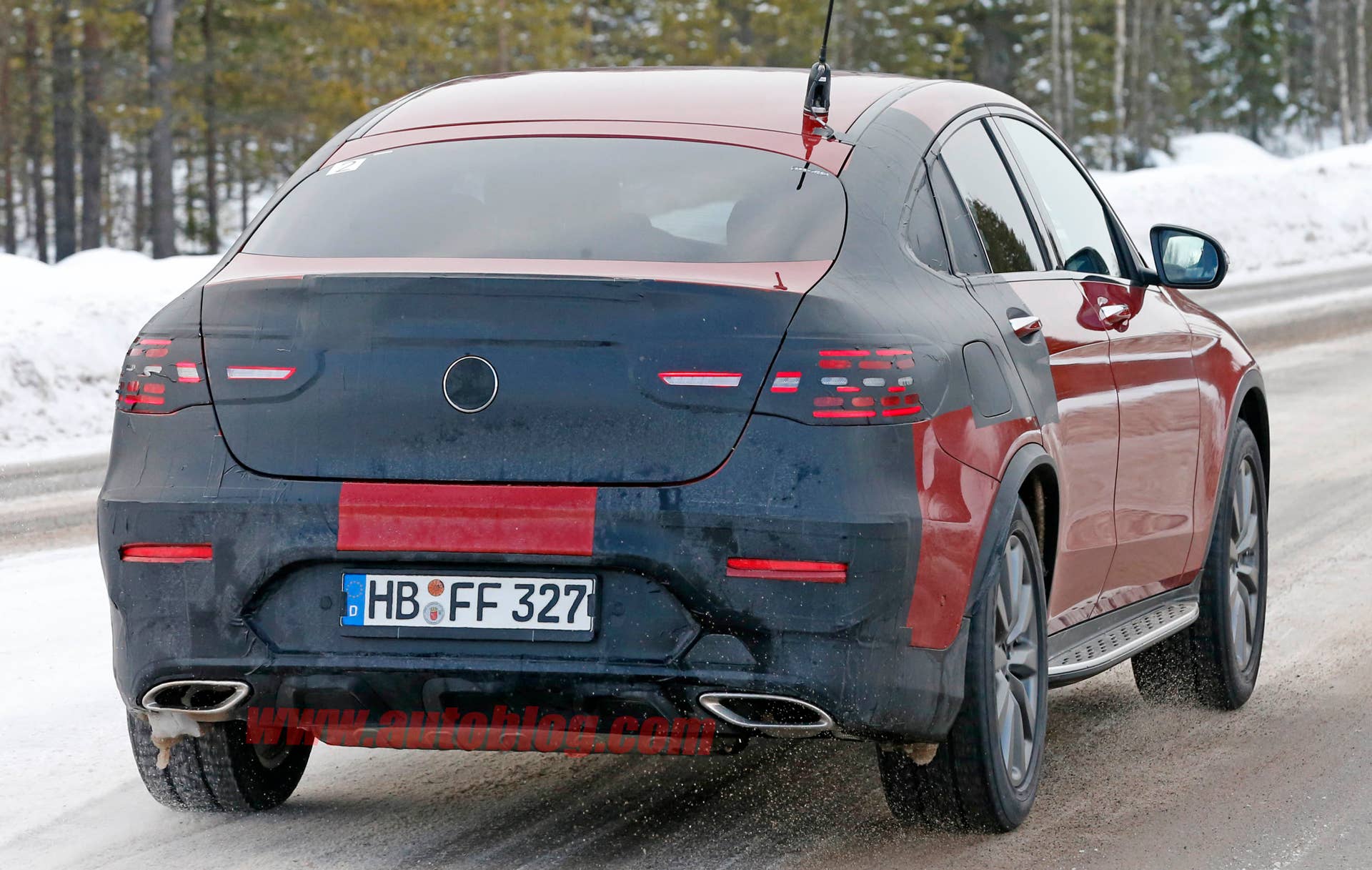 2017 Mercedes GLC-Benz Coupe red prototype rear 3/4