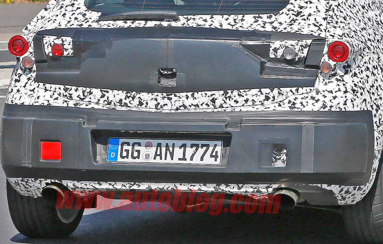 Opel Vauxhall Astra GSi tailpipes