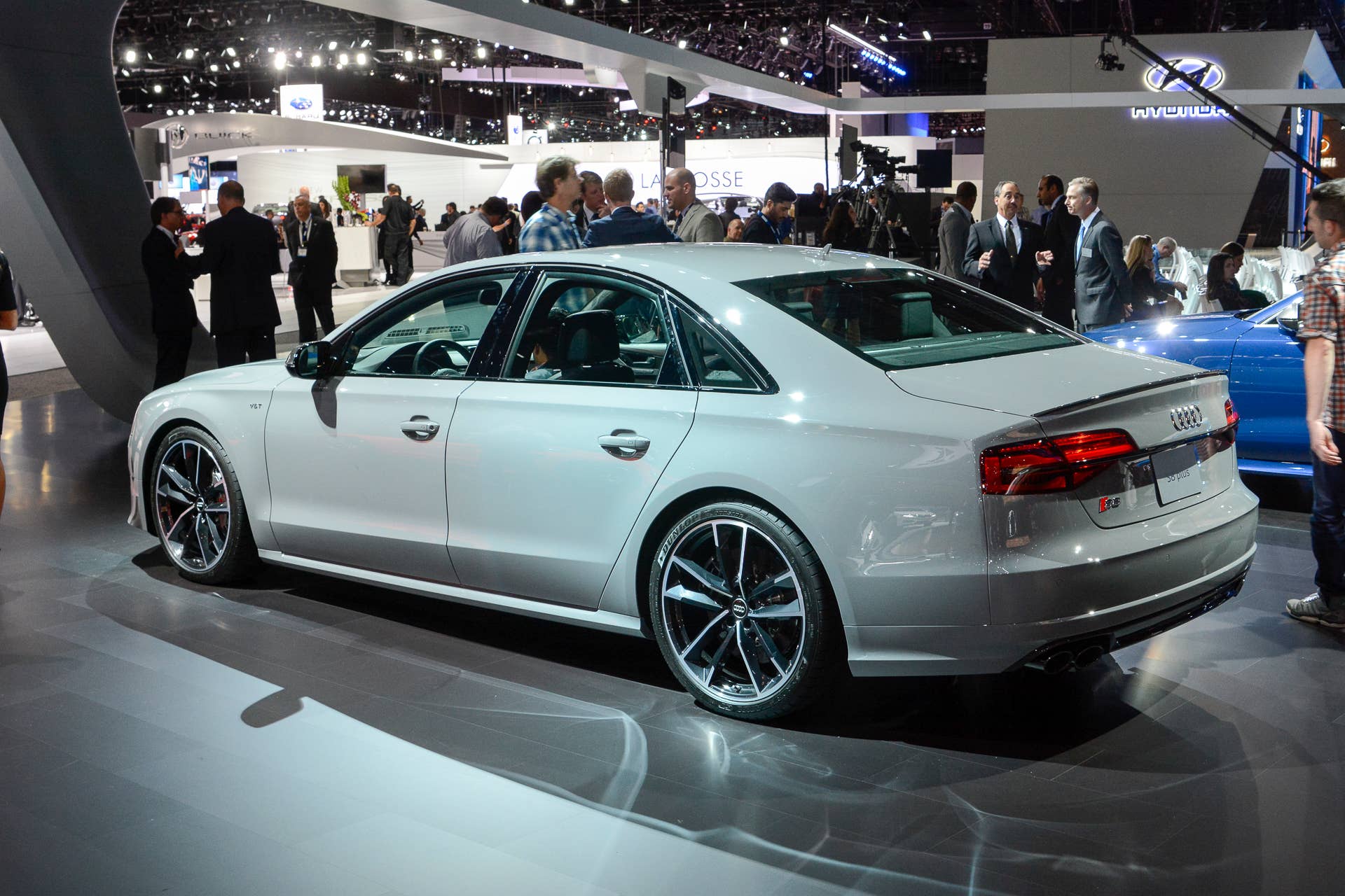 audi s8 plus rear la auto show