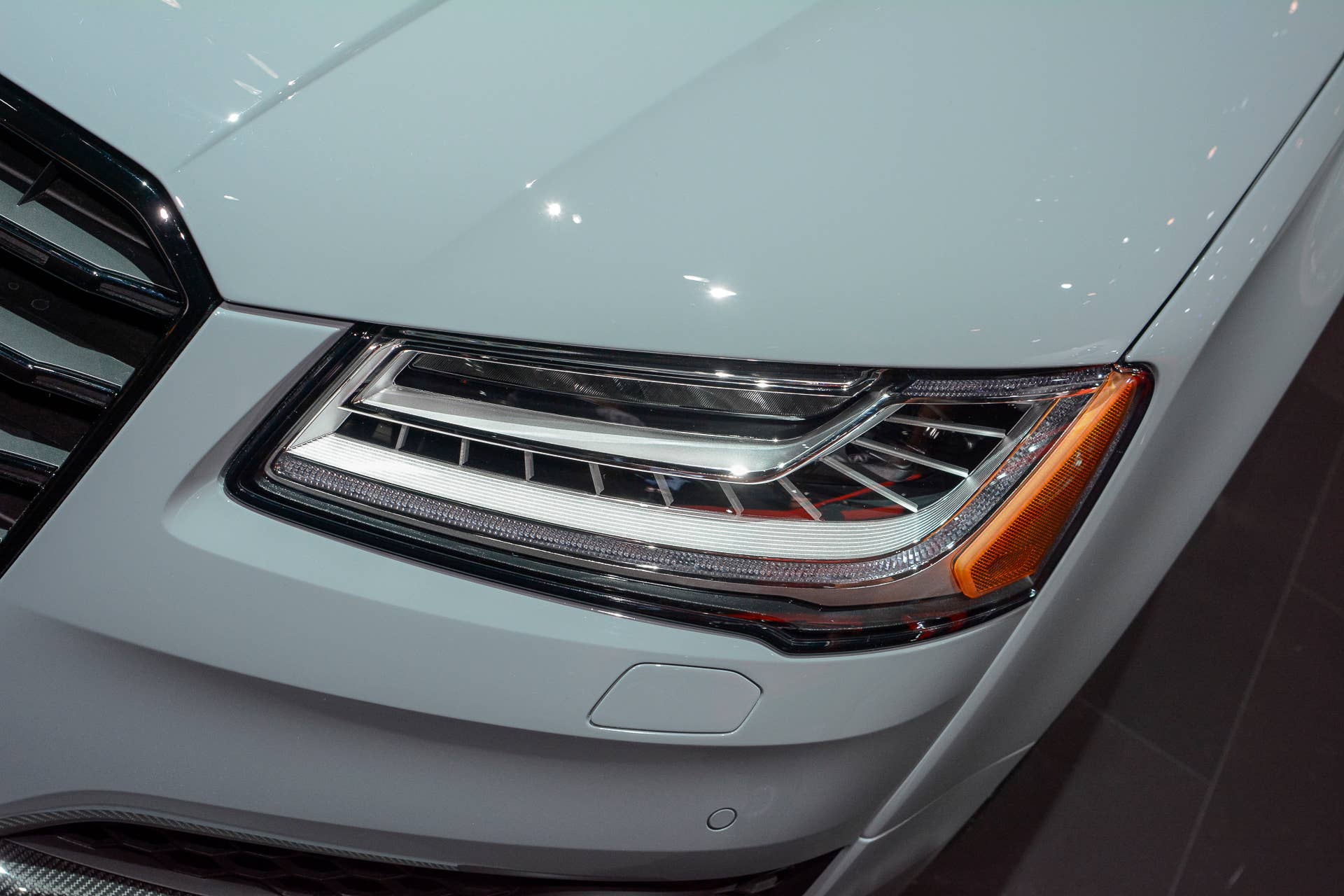 2016 audi s8 plus headlights leds