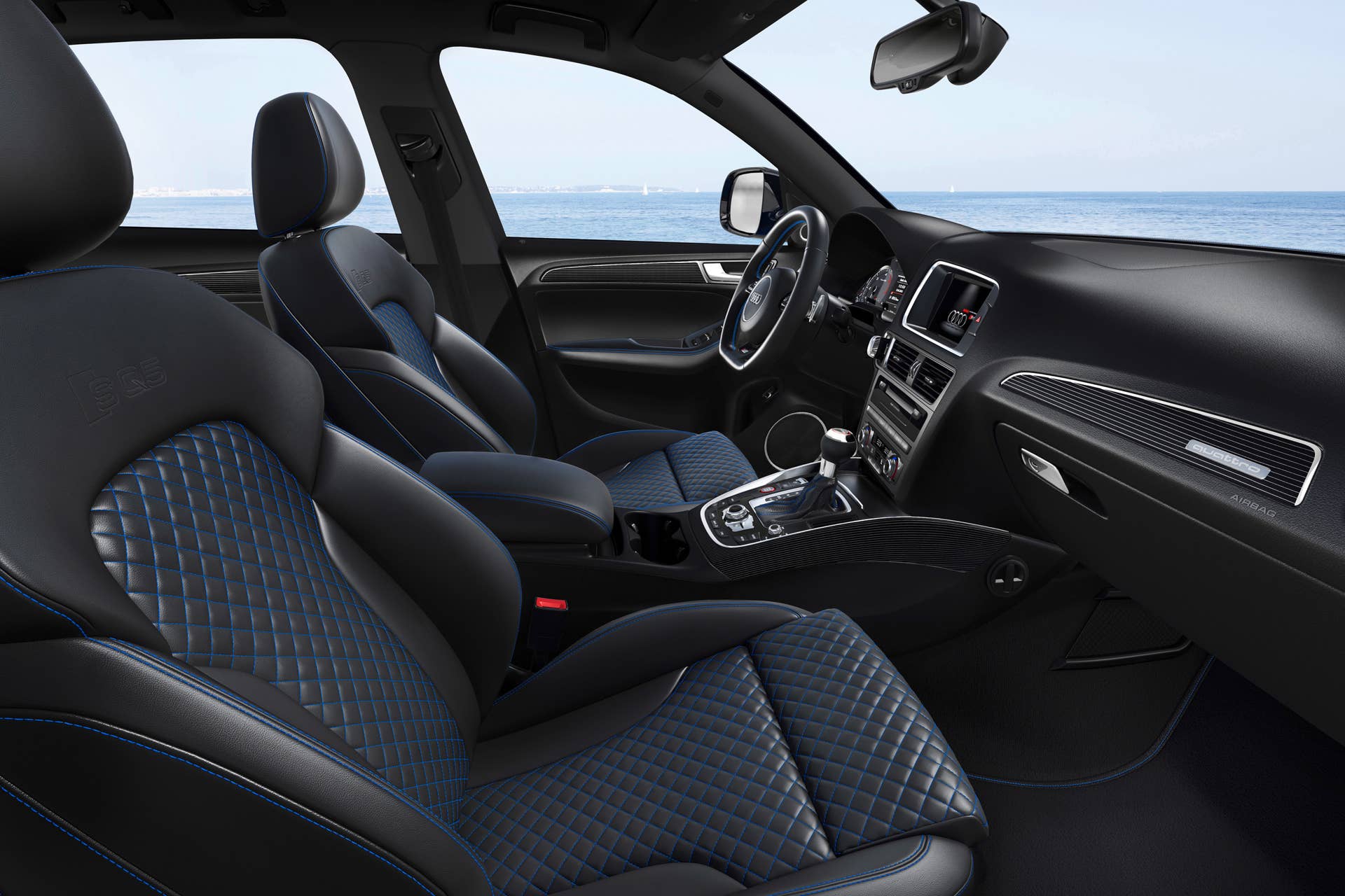 Audi SQ5 TDI Plus cockpit