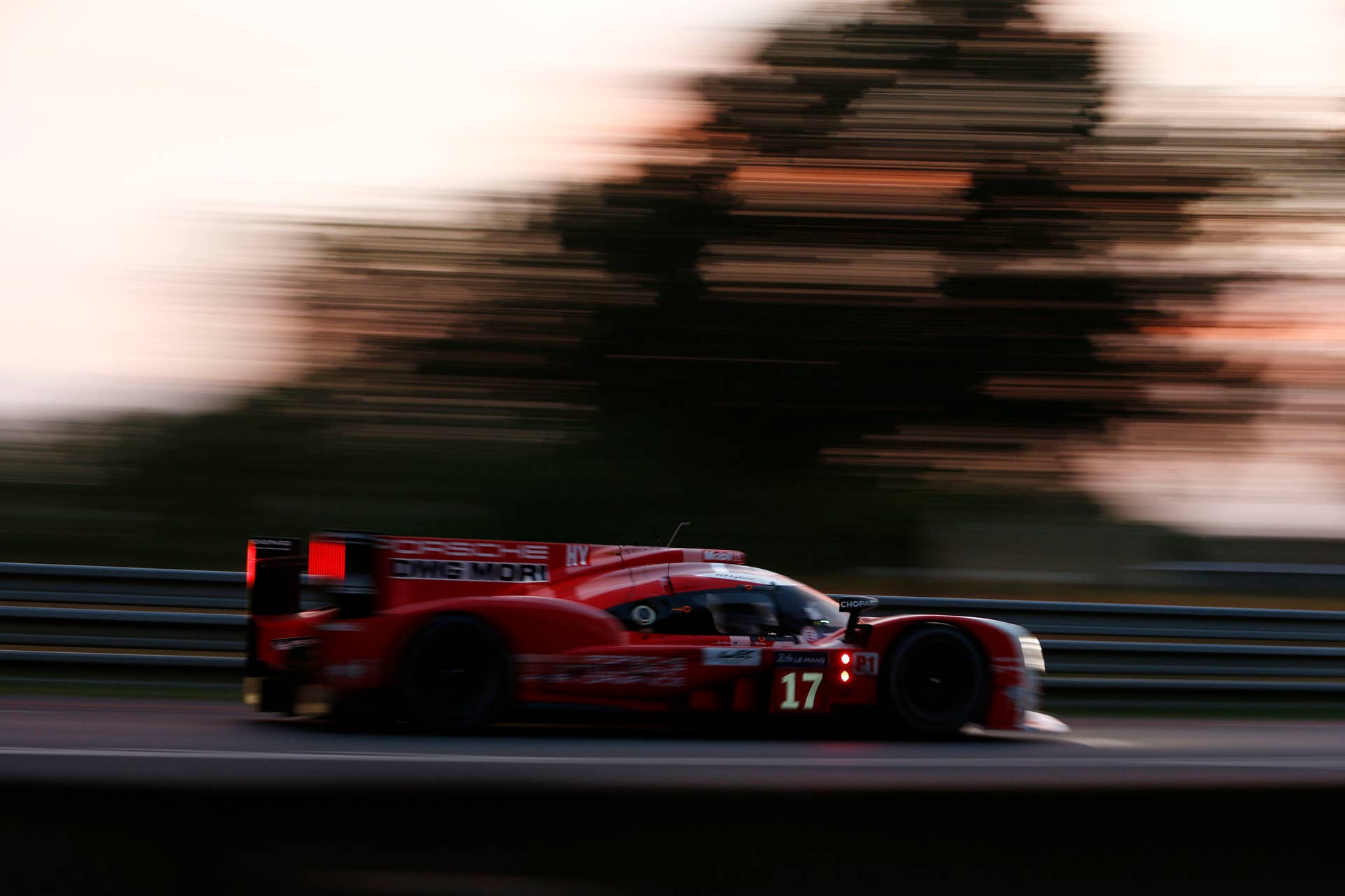 Porsche 919 Hybrid #17 24 Hours of Le Mans 2015