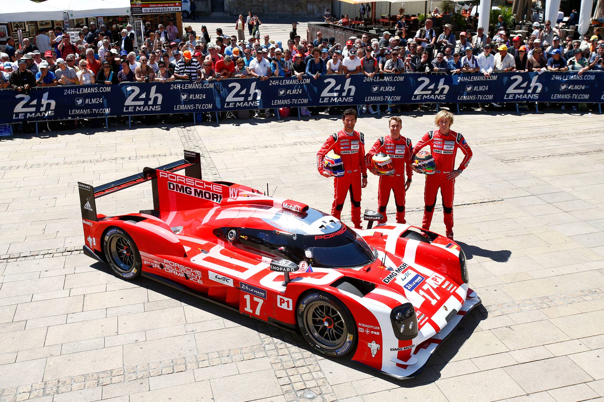 Porsche 919 Hybrid #17 red Le Mans