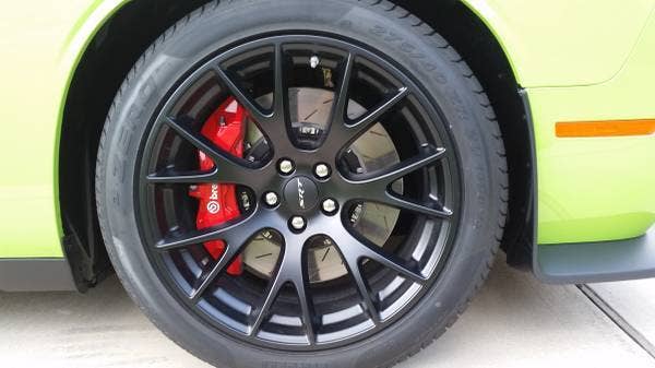dodge challenger srt hellcat 666 wheels and brakes
