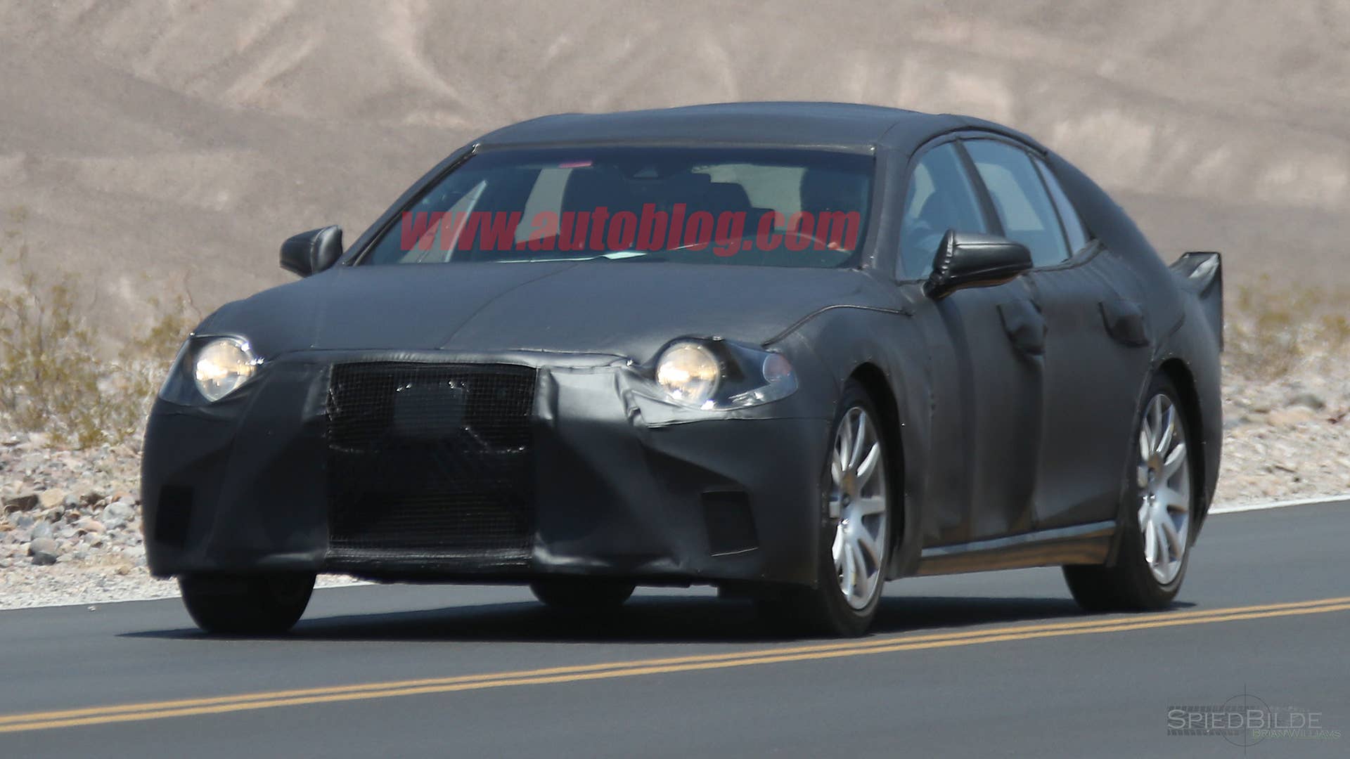 Lexus LS Spy Photo