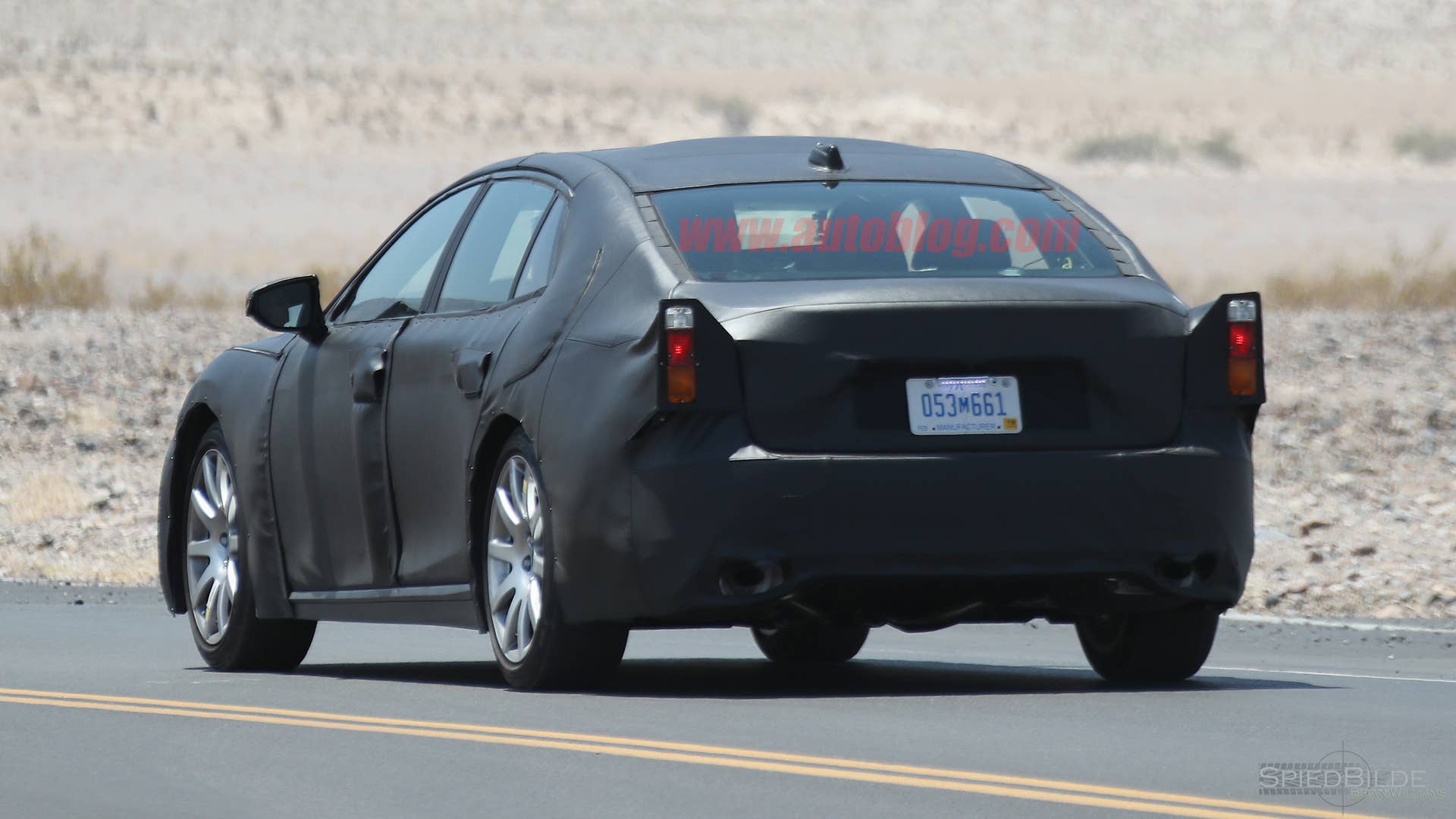 Lexus LS Spy Photo