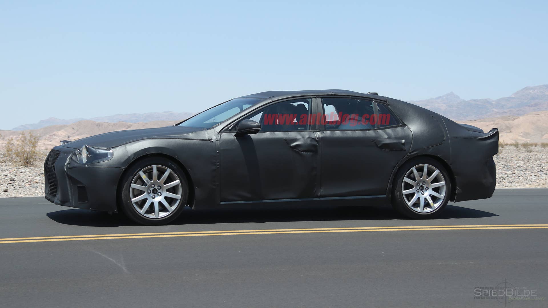 Lexus LS Spy Photo