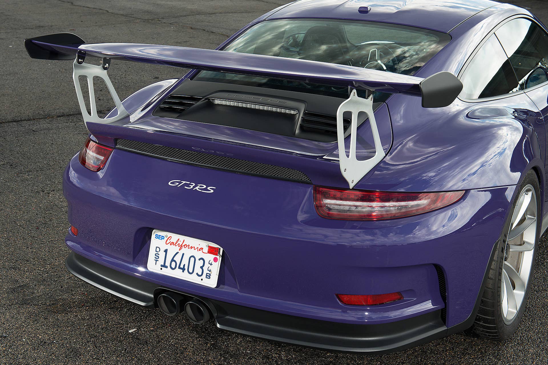 2016 Porsche 911 GT3 RS rear wing