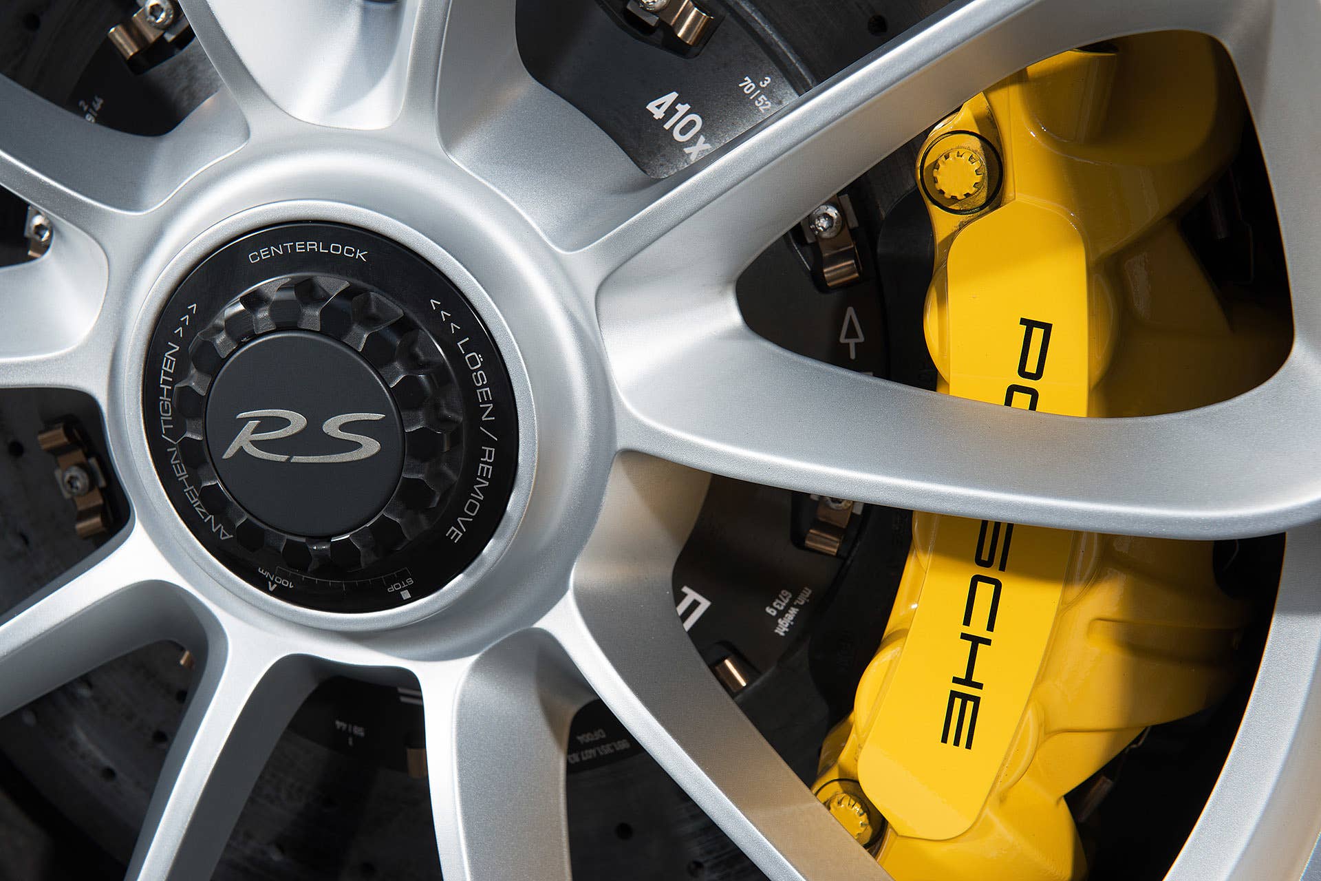 2016 Porsche 911 GT3 RS wheel detail