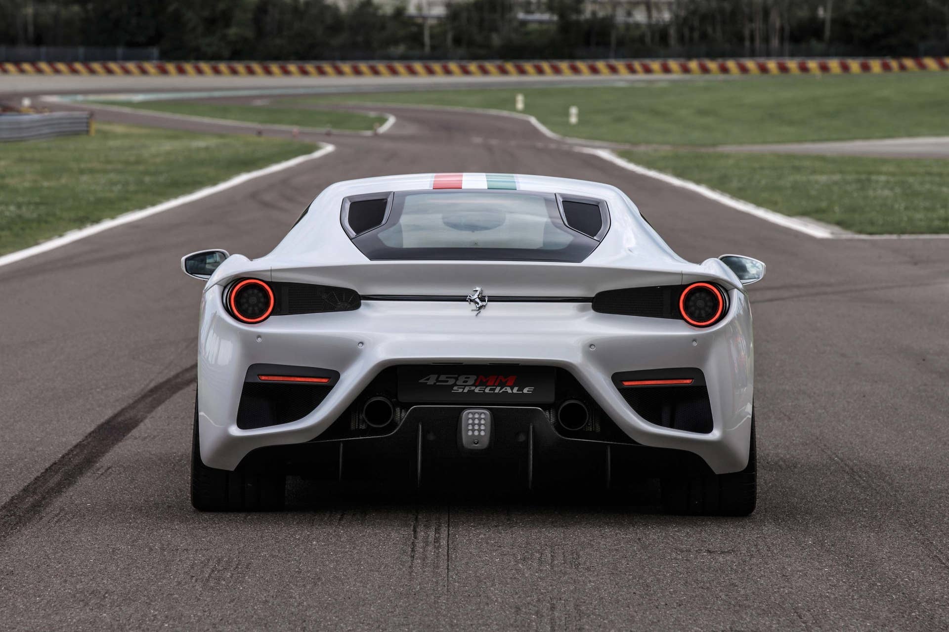Ferrari 458 MM Speciale rear
