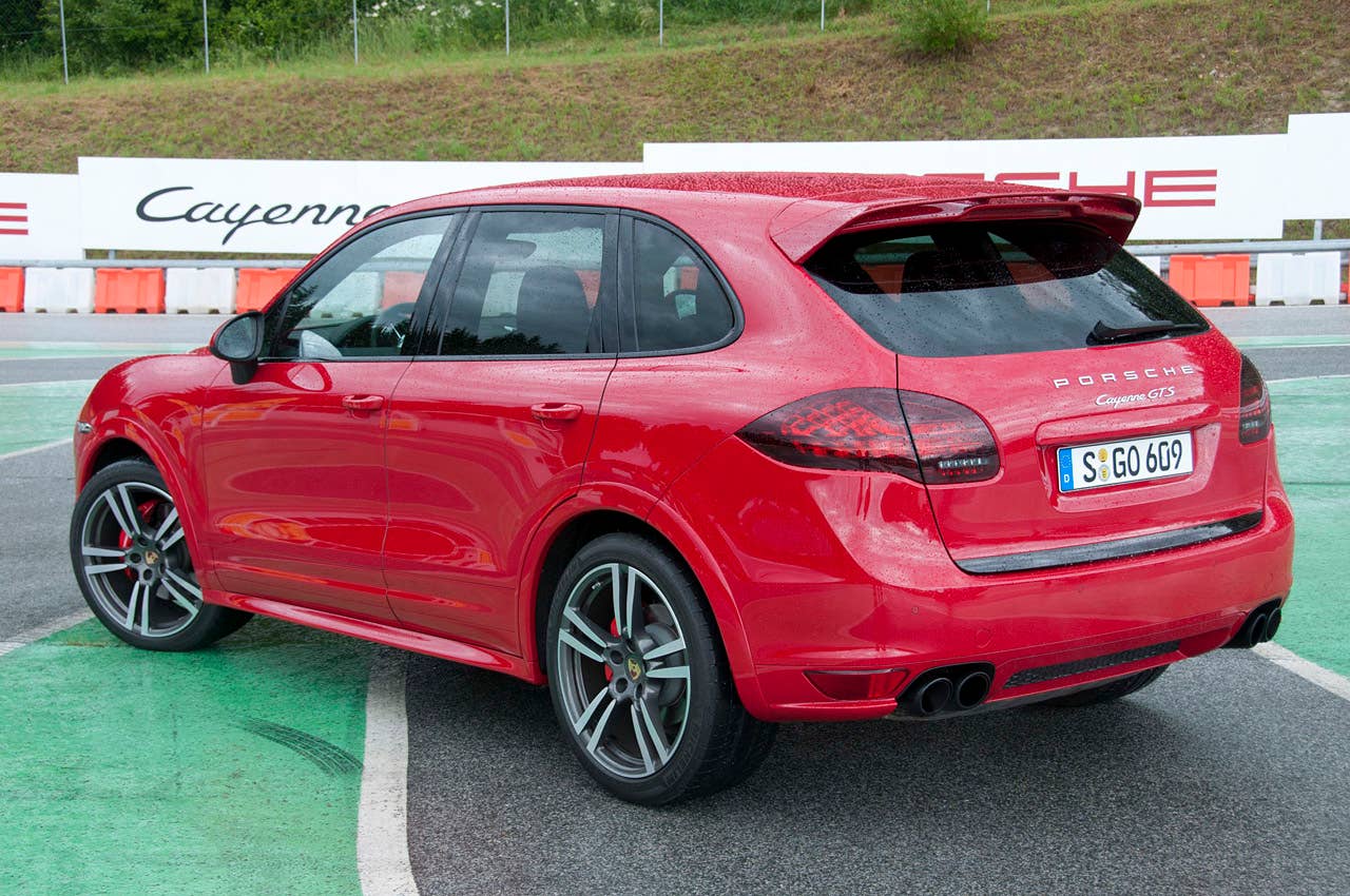 2013 Porsche Cayenne GTS rear 3/4 view