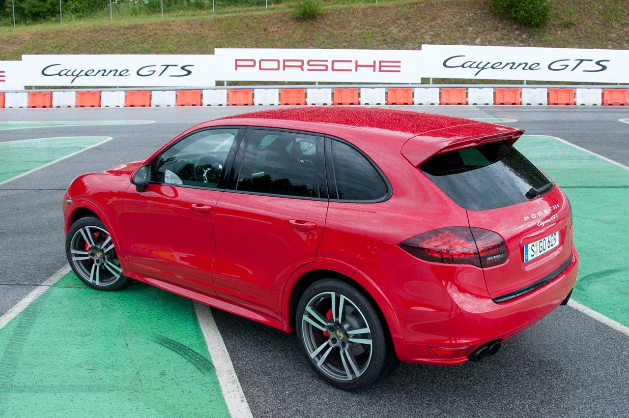 2013 Porsche Cayenne GTS rear 3/4 view