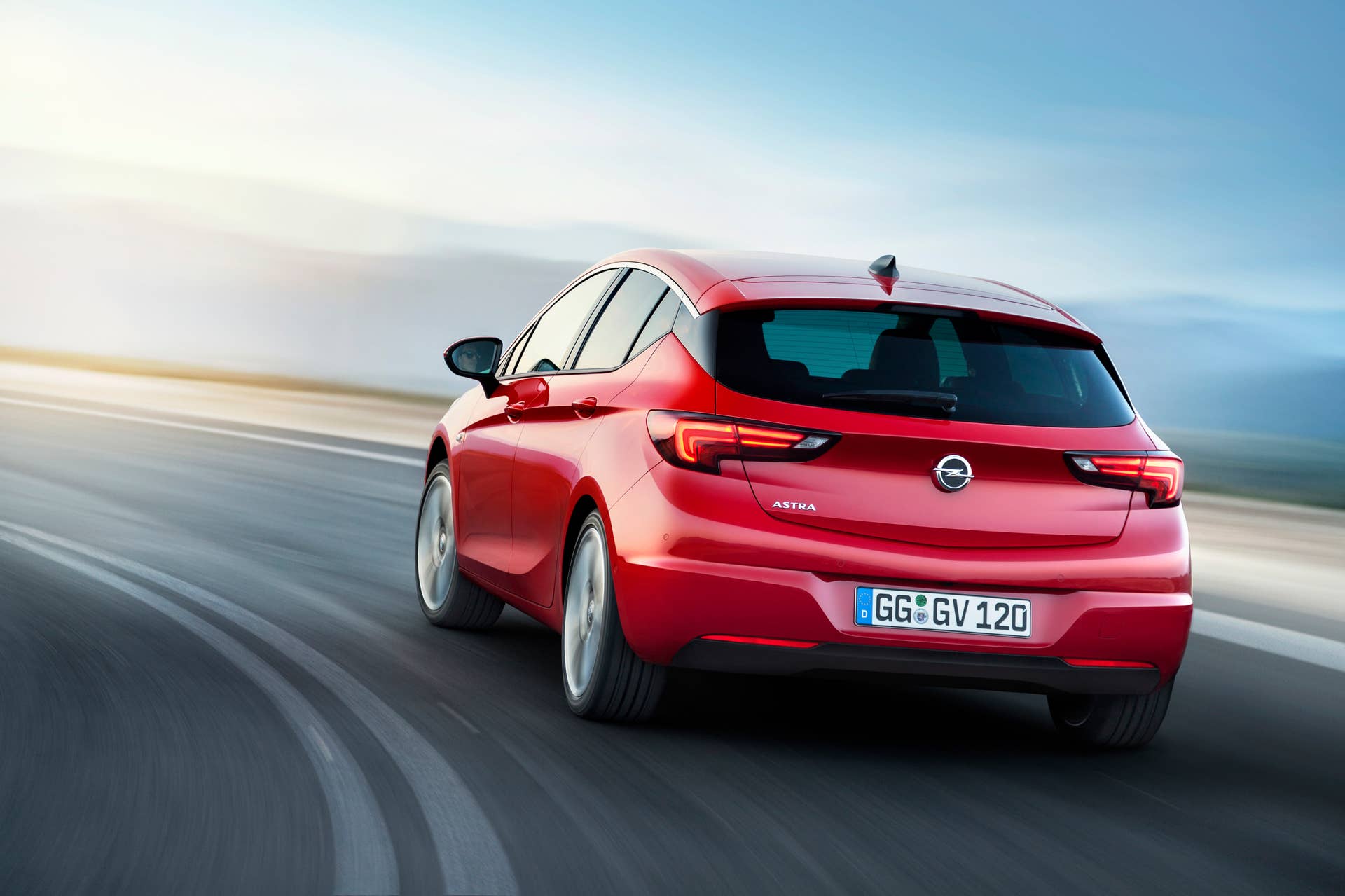 2016 Opel Astra rear 3/4