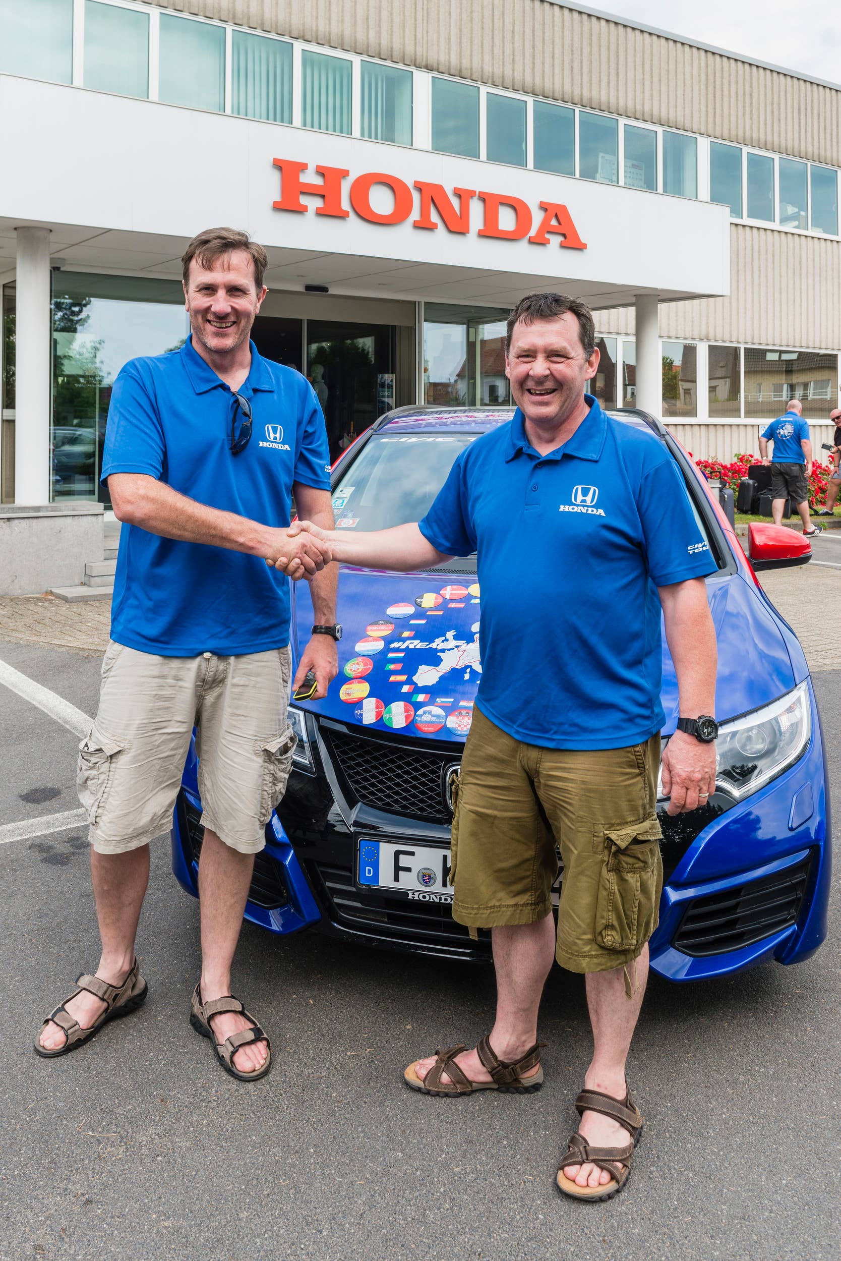 honda civic tourer guinness world record drivers