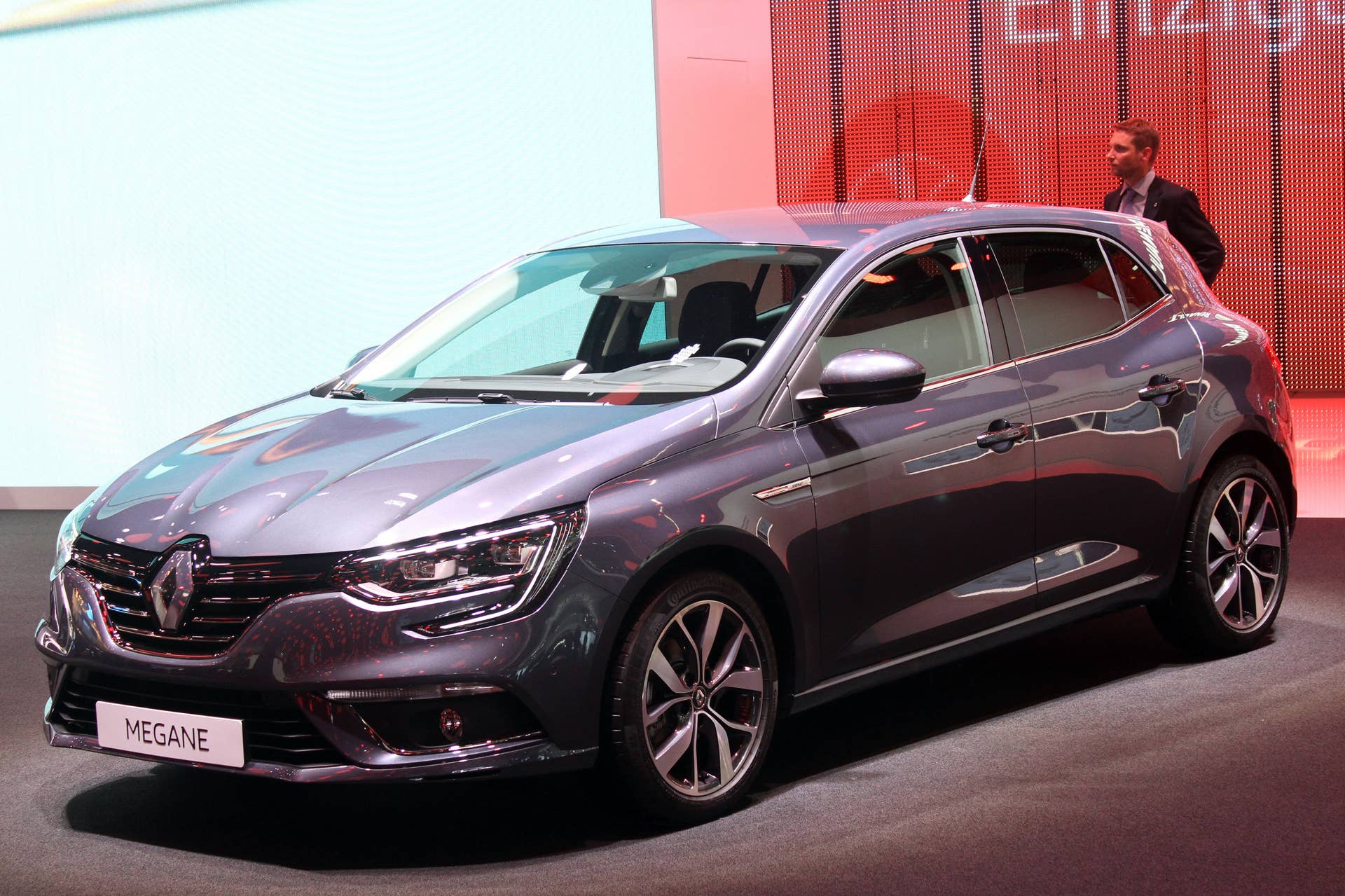 The 2016 Renault Megane, introduced at the 2015 Frankfurt Motor Show, front three-quarter view, driver's side.