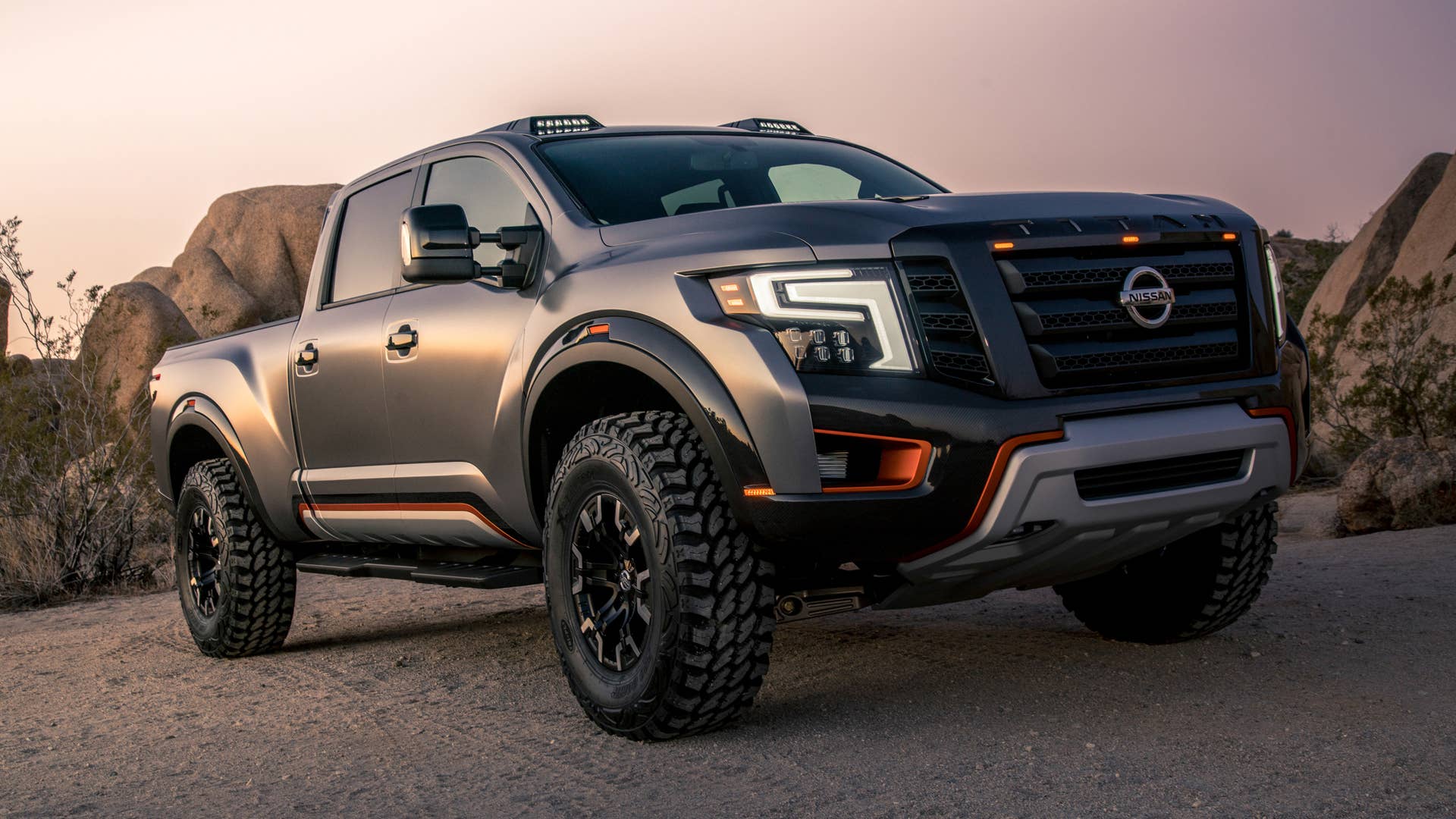 Nissan Titan Warrior concept front right