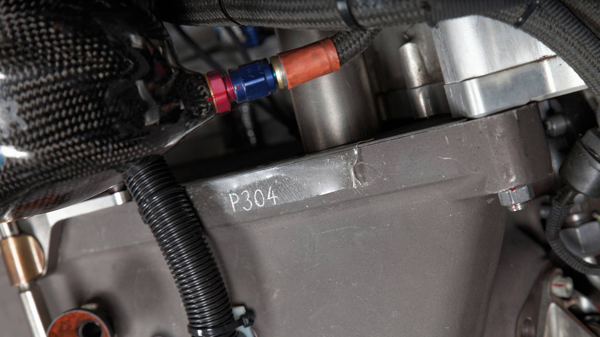 2008 Peugeot 908 HDi FAP engine detail